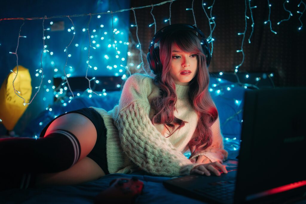 Woman watching a livestream on a computer